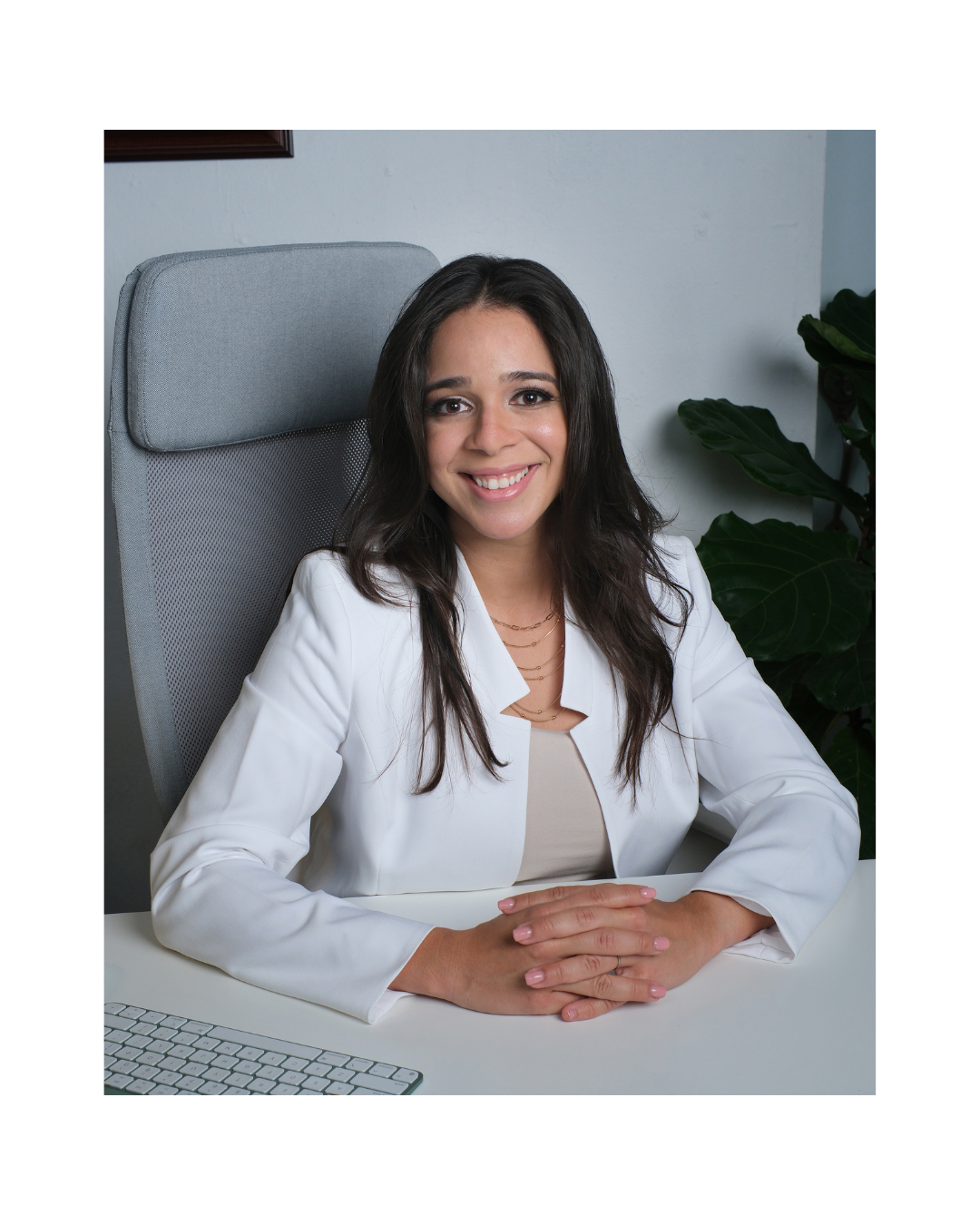 Retrato profesional de la Licenciada Tania Delgado Díaz, fundadora de LexGO